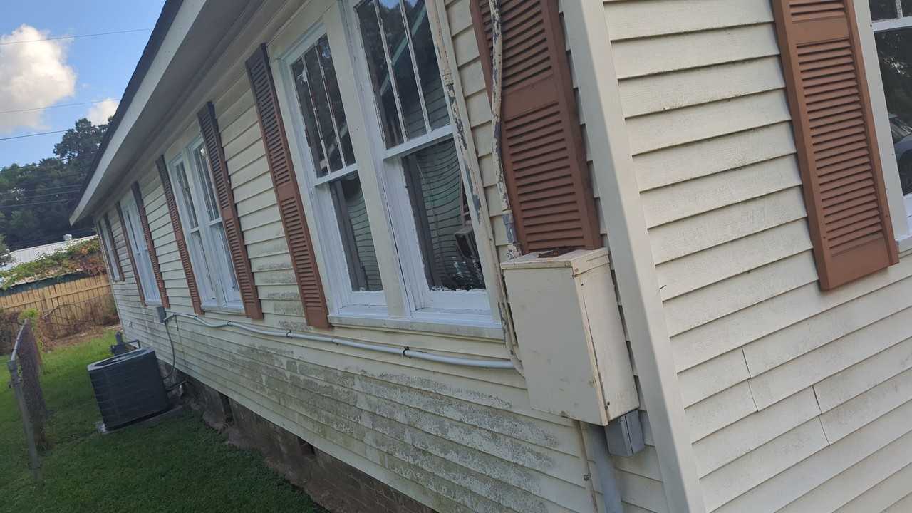 245 Sherwood Dr - Photo 4 of 28