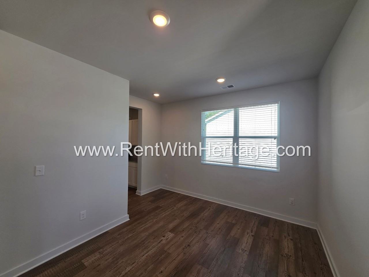 8650 Paradise Dr - Photo 6 of 50