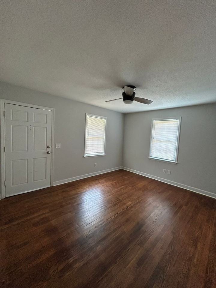 3825 Monroe St - Photo 5 of 16