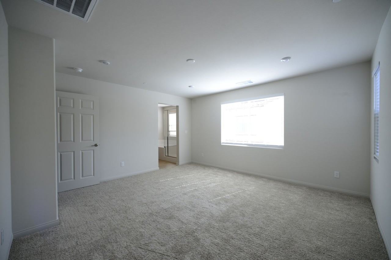 26596 Platte Rd - Photo 5 of 25