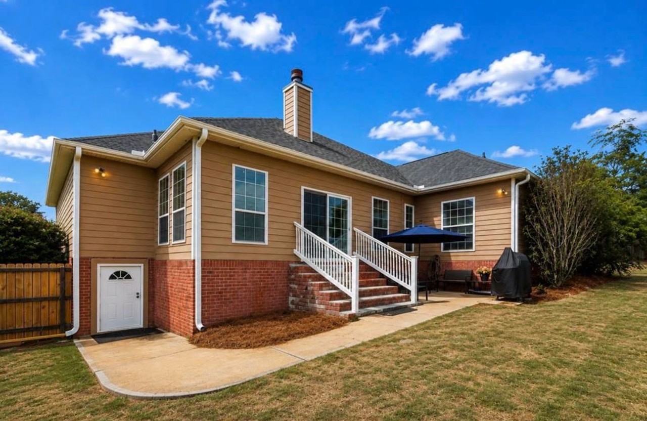 4004 Grey Oak Dr - Photo 2 of 33