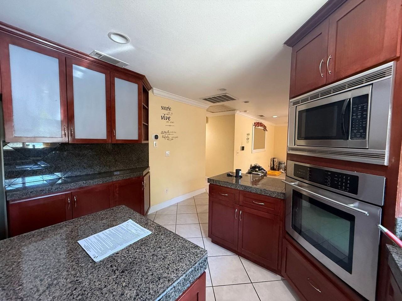 942 N Eaton Ave - Photo 5 of 25