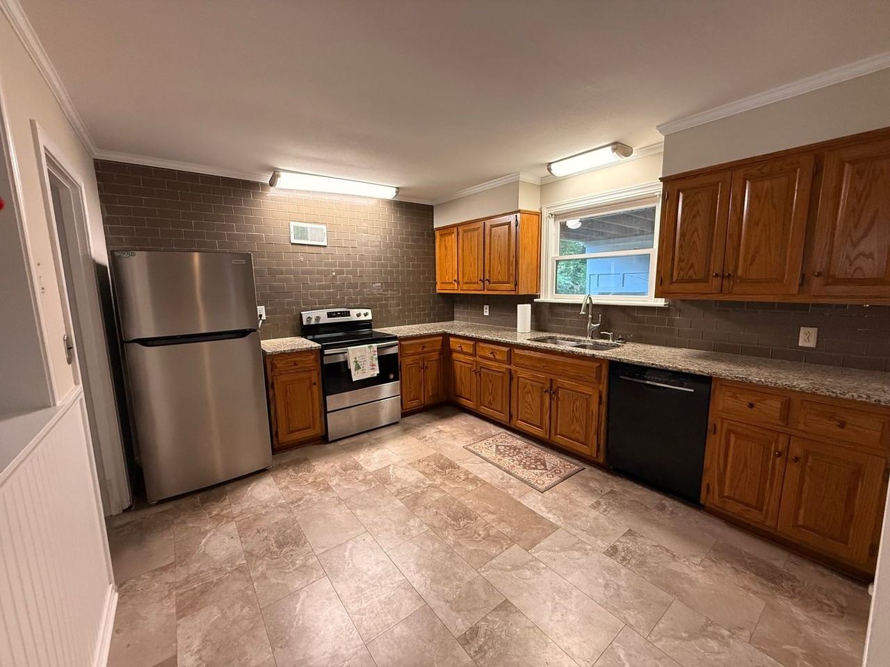 247 Russell Rd - Photo 2 of 14