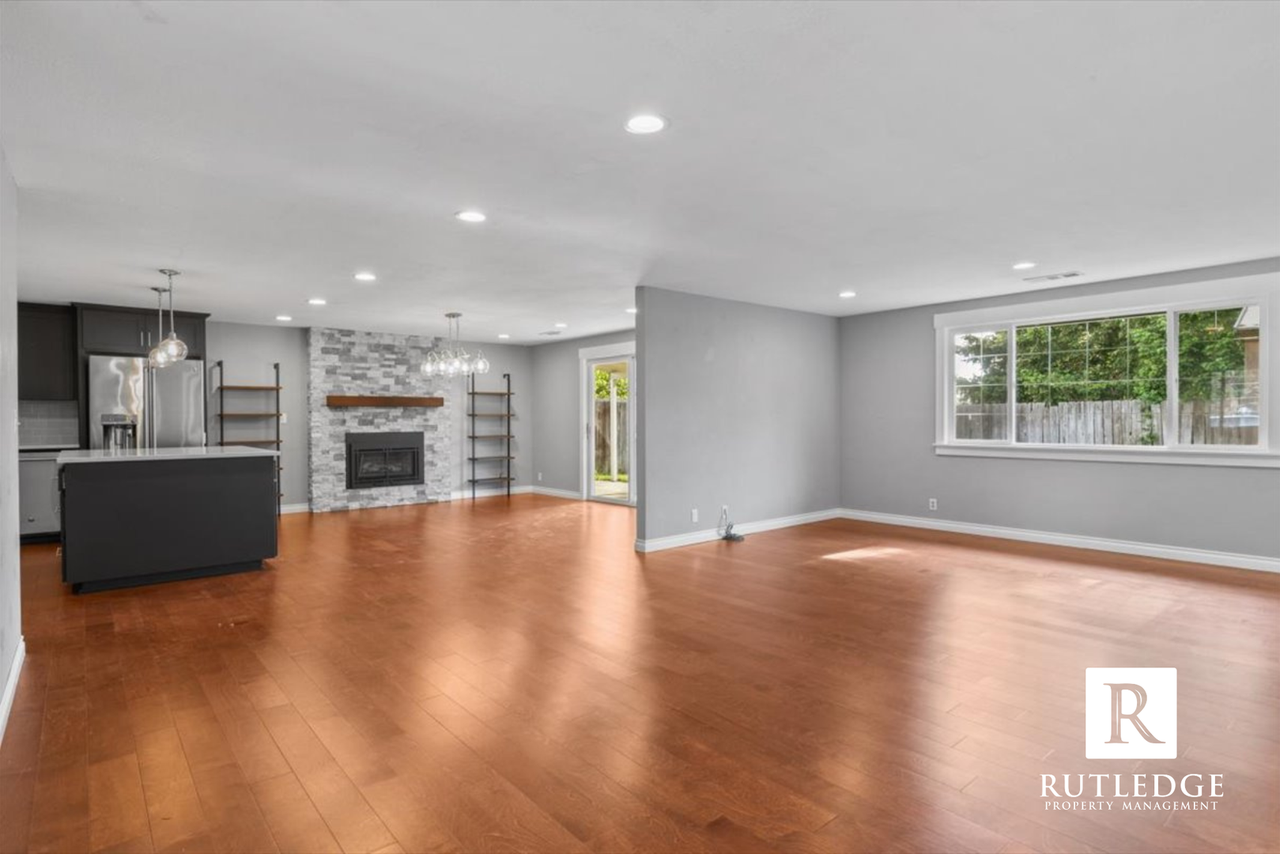 4080 Rock Way - Photo 7 of 27