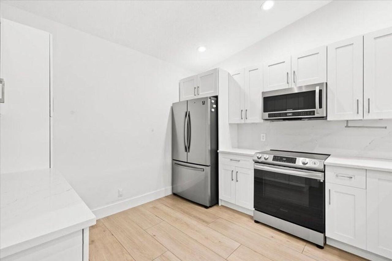 10352 Mateo Ct - Photo 3 of 14