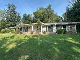 5159 Saundersville Rd - Photo 1 of 1