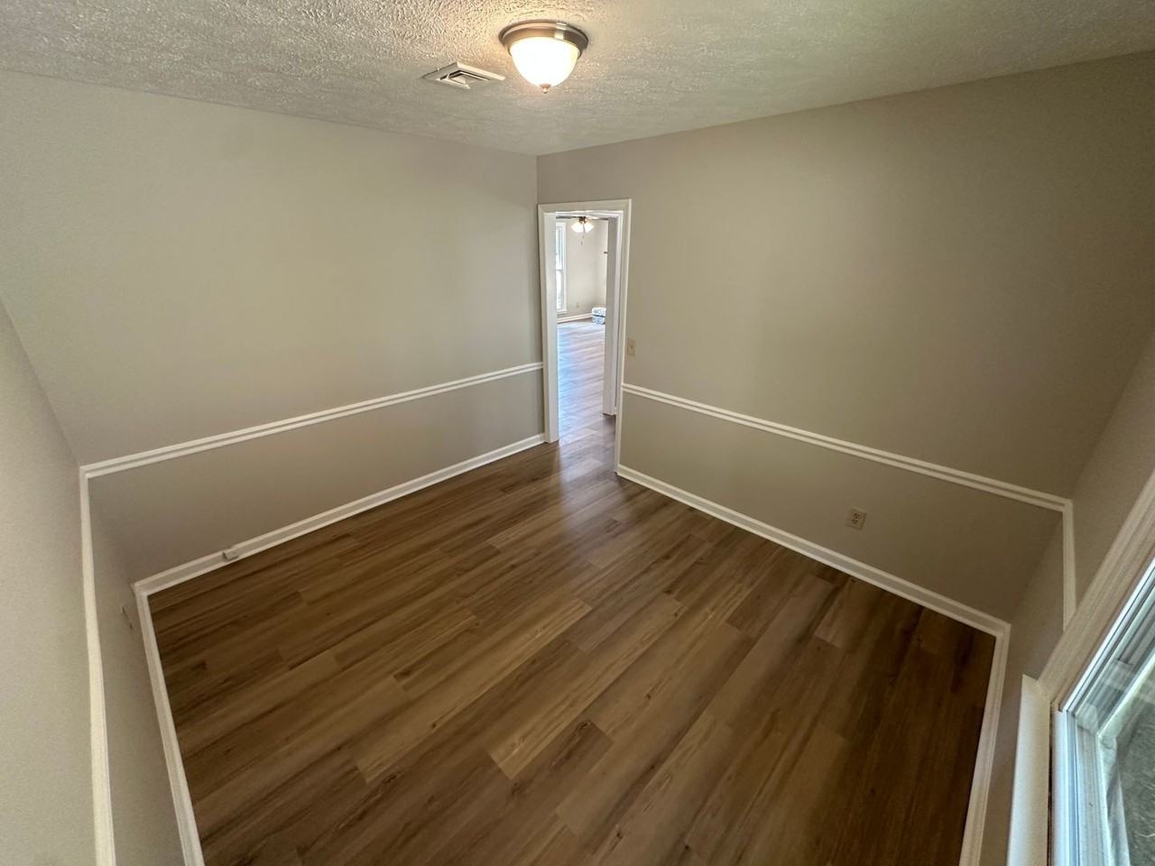 5159 Saundersville Rd - Photo 5 of 20