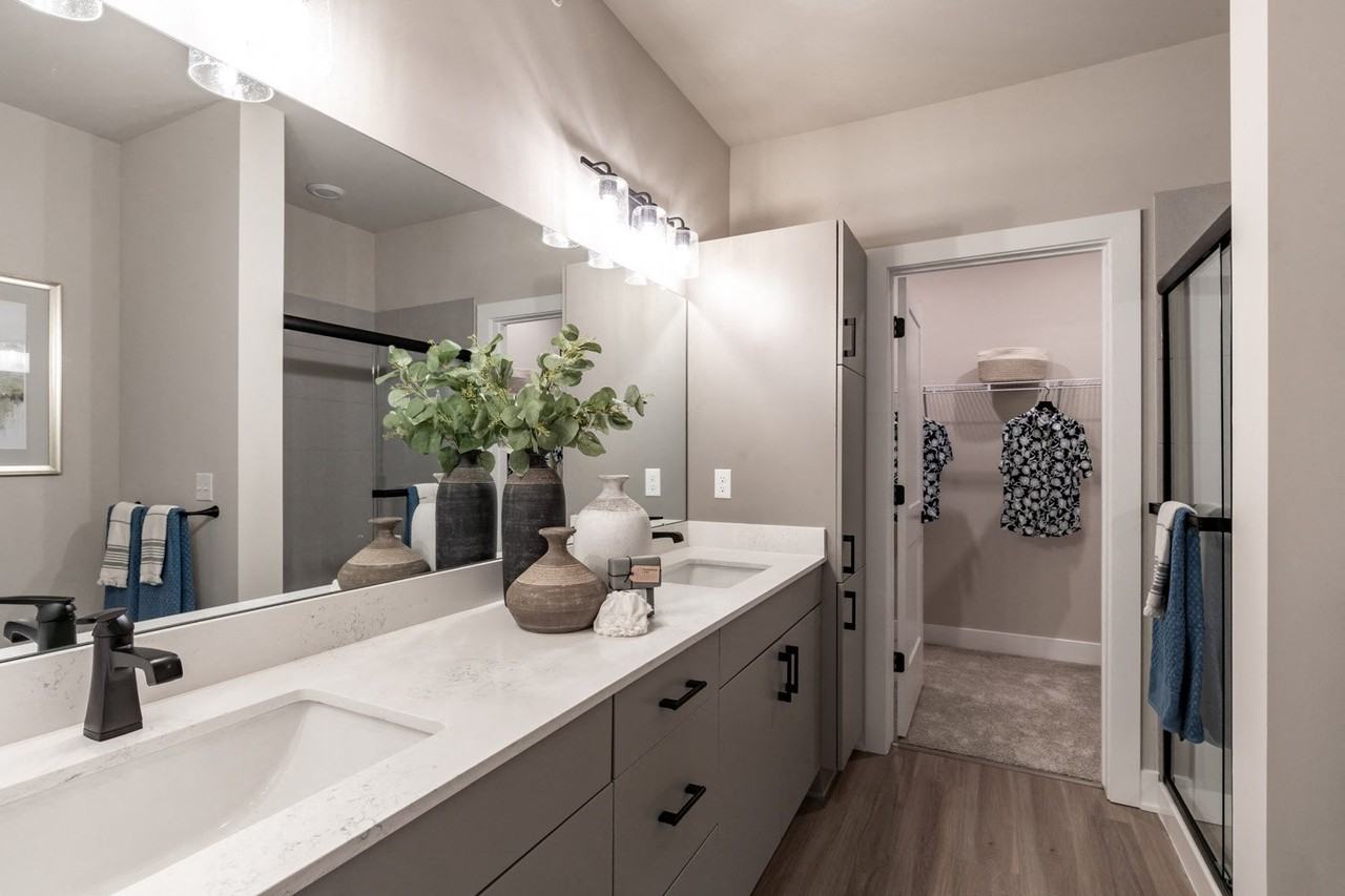 Berkshire Apartments - Photo 5 of 20