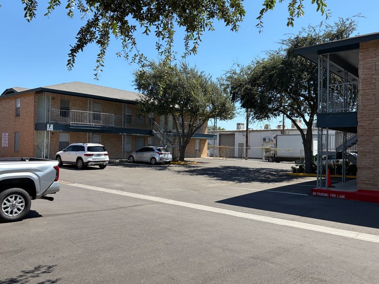 Town Terrace Apartments - Photo 5 of 30