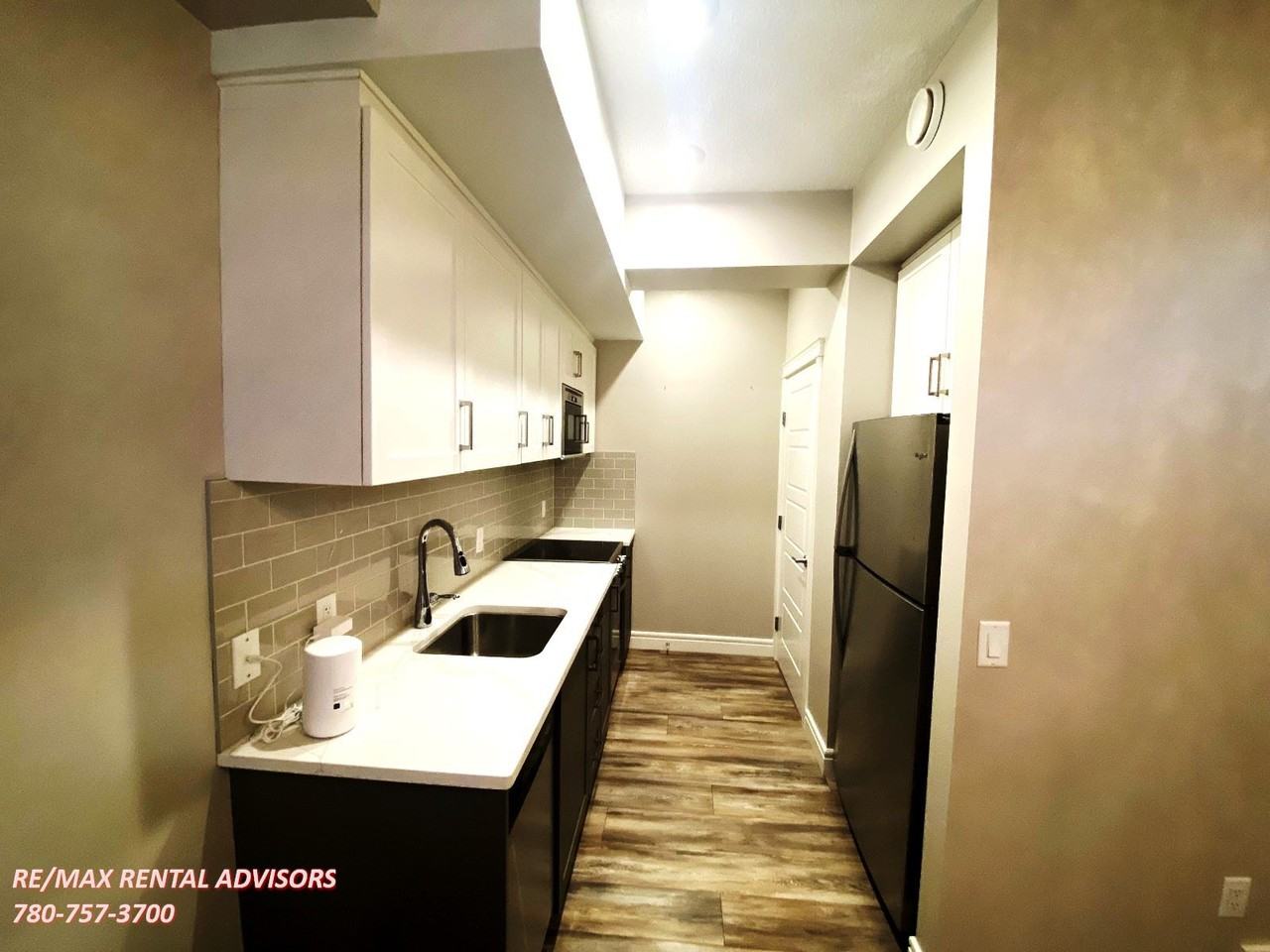 446 Allard Blvd Sw - Photo 2 of 15