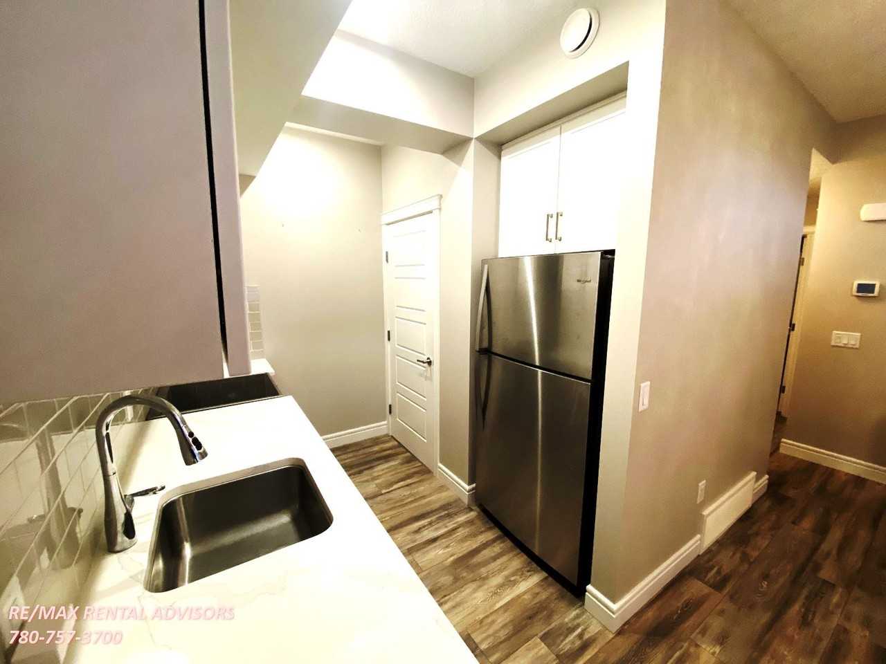 446 Allard Blvd Sw - Photo 3 of 15