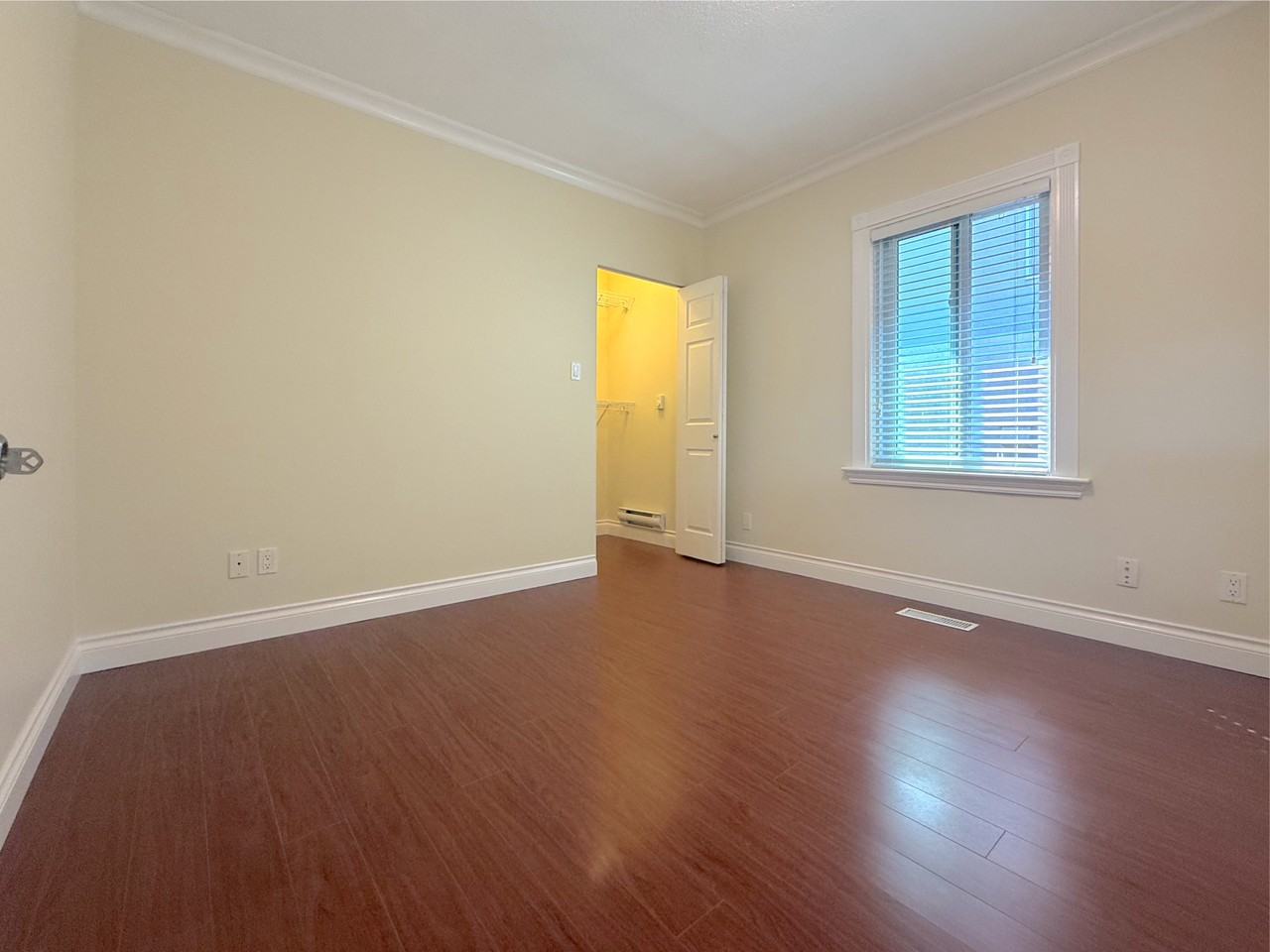 2663 Pandora St - Photo 6 of 15