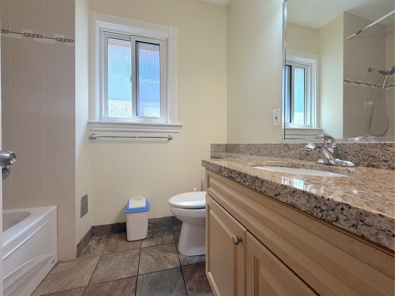 2663 Pandora St - Photo 5 of 15