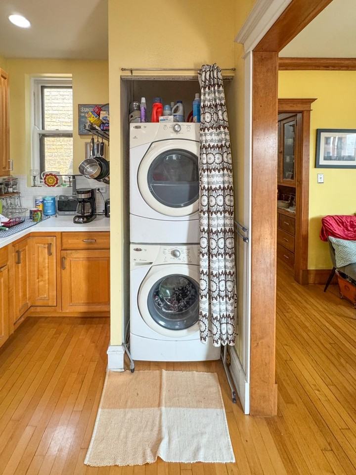 7658 N Sheridan Rd #3 - Photo 4 of 26