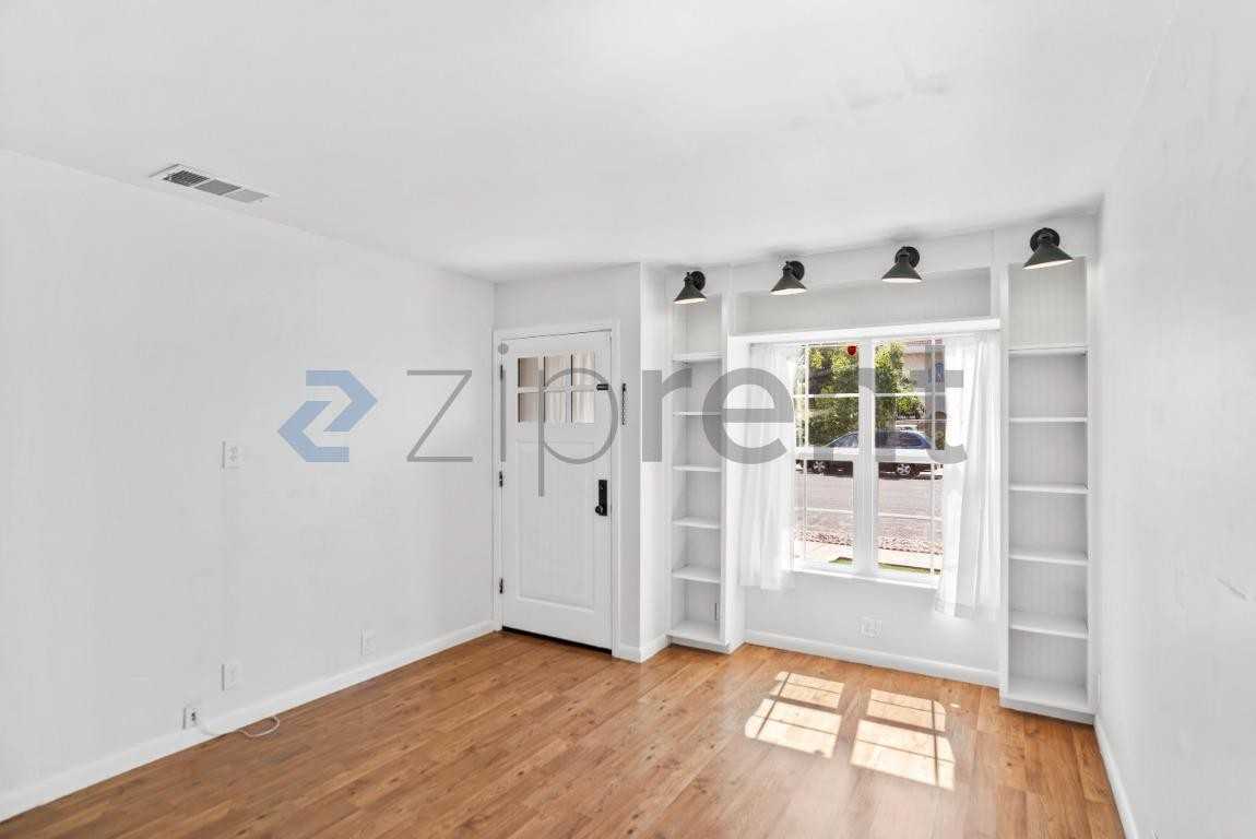 1463 Jackson St - Photo 7 of 21