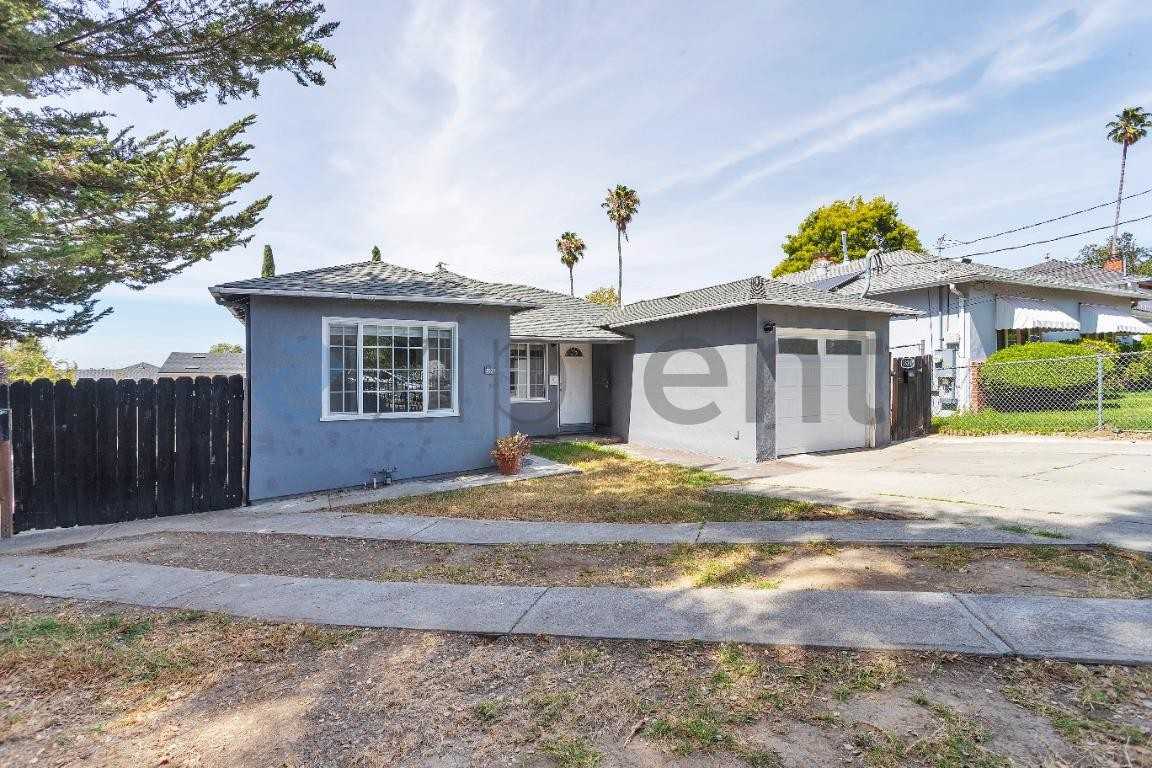 2838 Romagnolo St - Photo 2 of 45