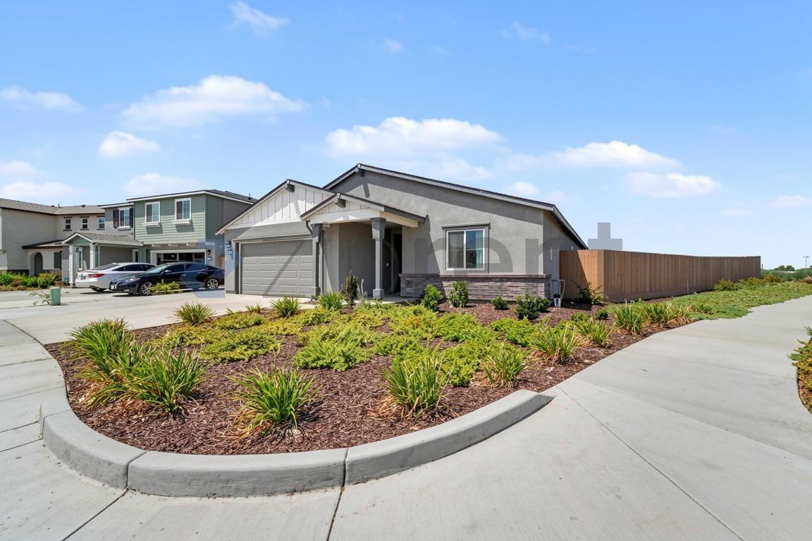 1629 Segundo Dr - Photo 4 of 30