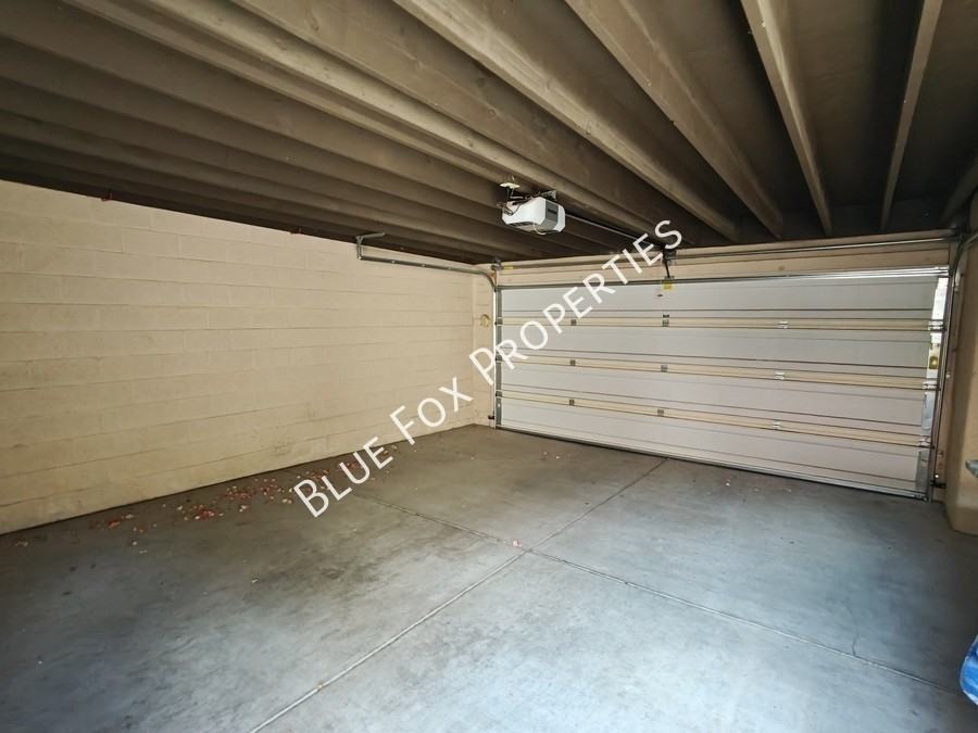 2415 W Calle Retana - Photo 2 of 28