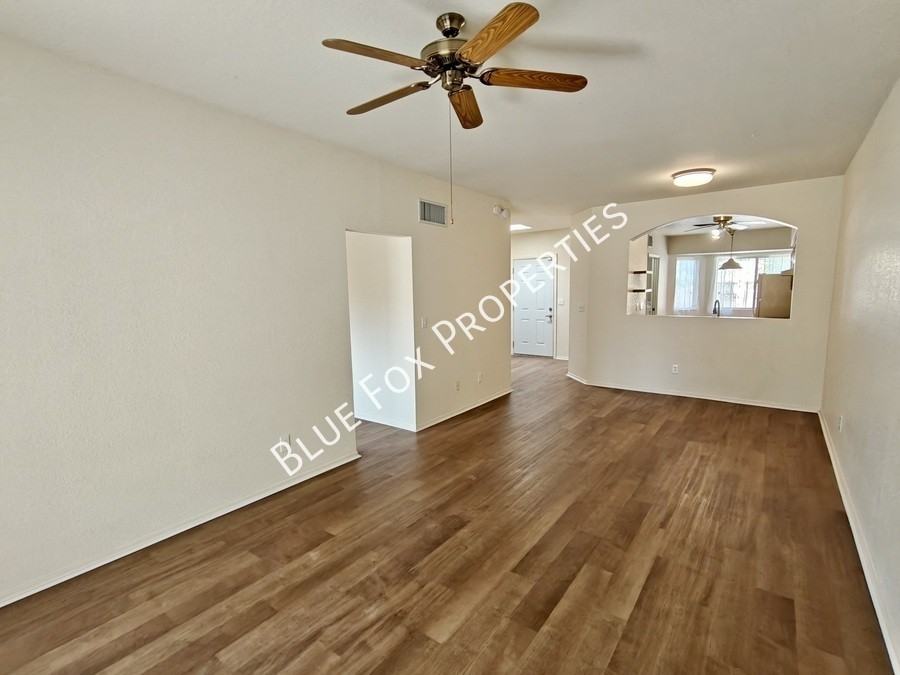 2415 W Calle Retana - Photo 3 of 28