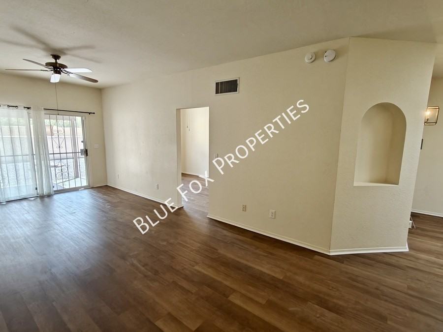 2415 W Calle Retana - Photo 4 of 28