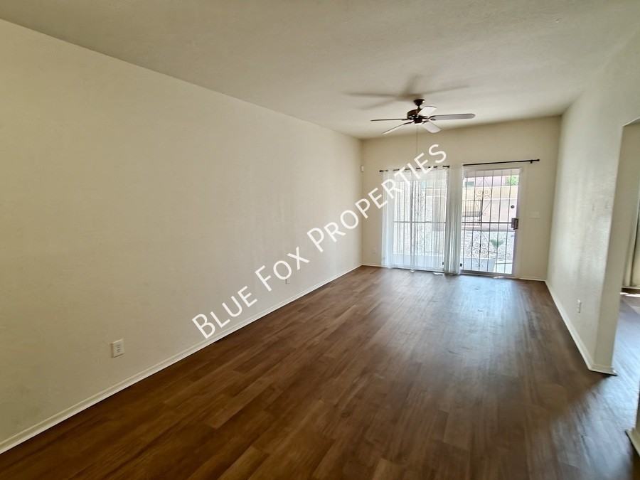 2415 W Calle Retana - Photo 5 of 28