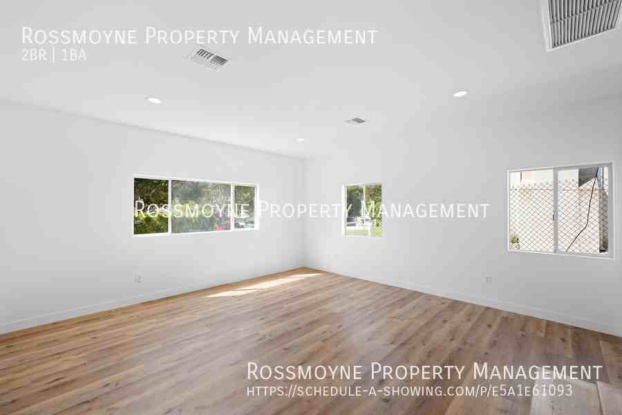 3433 Montrose Ave #A - Photo 4 of 15