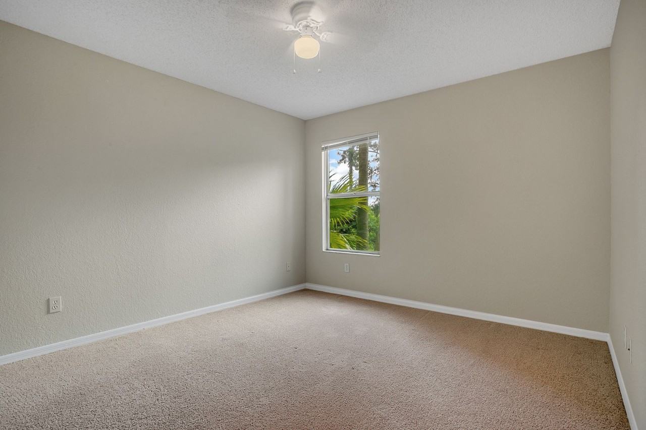 5164 Conroy Rd #1531 - Photo 4 of 10