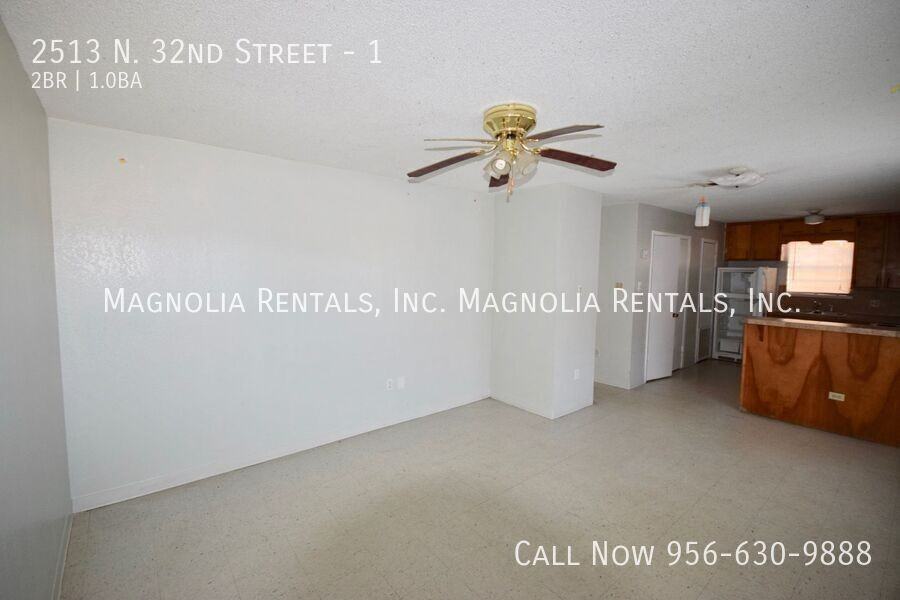 2513 N 32nd St #1 - Photo 3 of 8