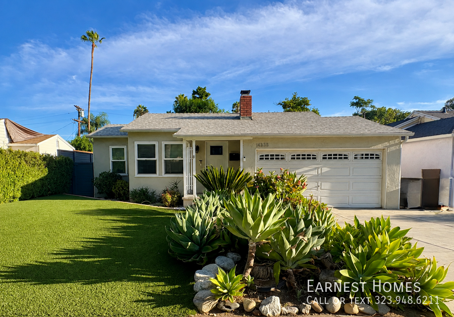 14338 Califa St - Photo 7 of 32