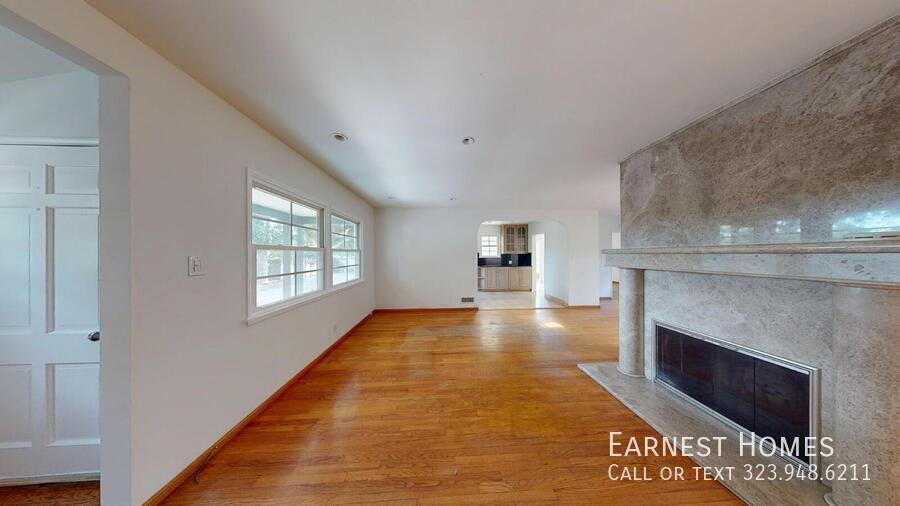 17115 Parthenia St - Photo 2 of 22