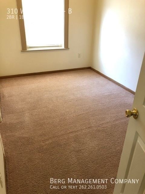310 W Broadway #B - Photo 6 of 16