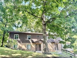 featured image of 422 N Mount Auburn Rd #A