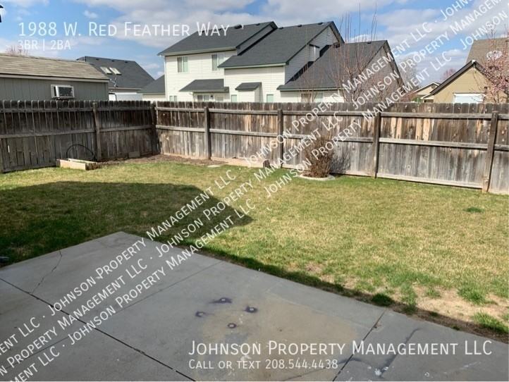 1988 W Red Feather Way - Photo 2 of 17