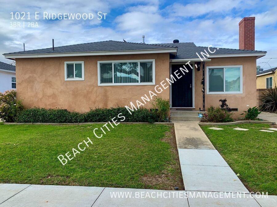 1021 E Ridgewood St - Photo 2 of 50