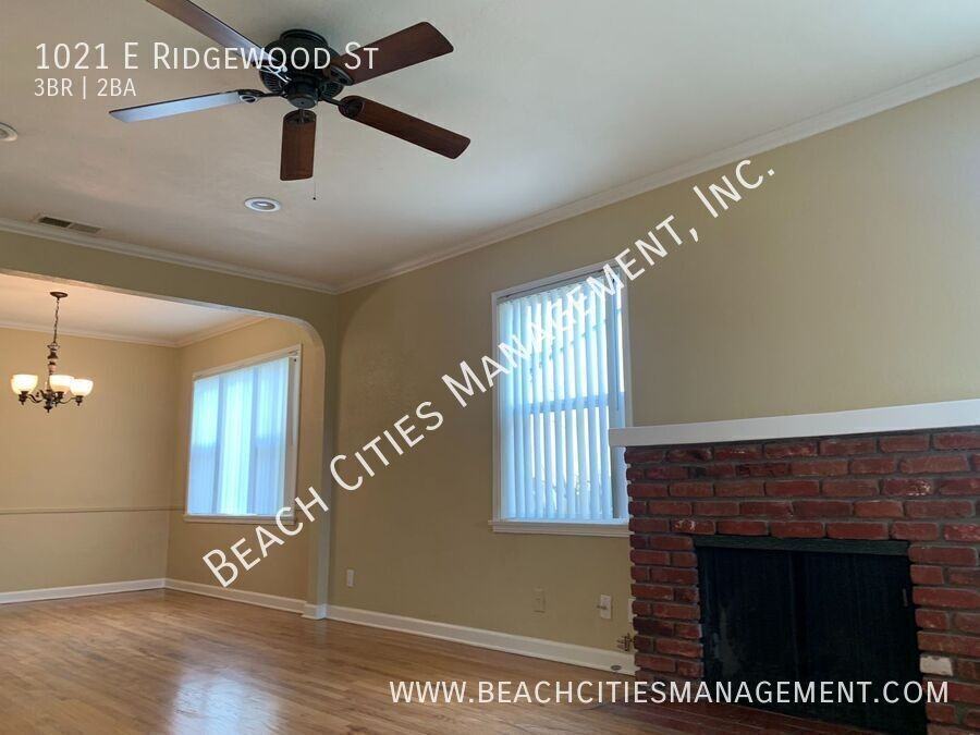 1021 E Ridgewood St - Photo 6 of 50