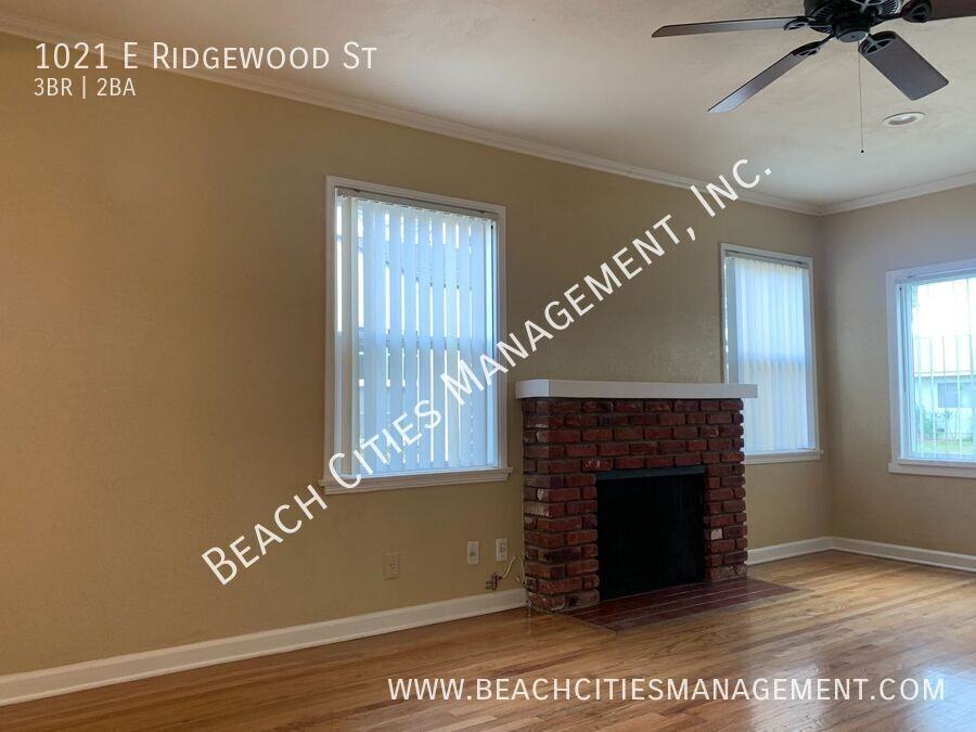 1021 E Ridgewood St - Photo 7 of 50