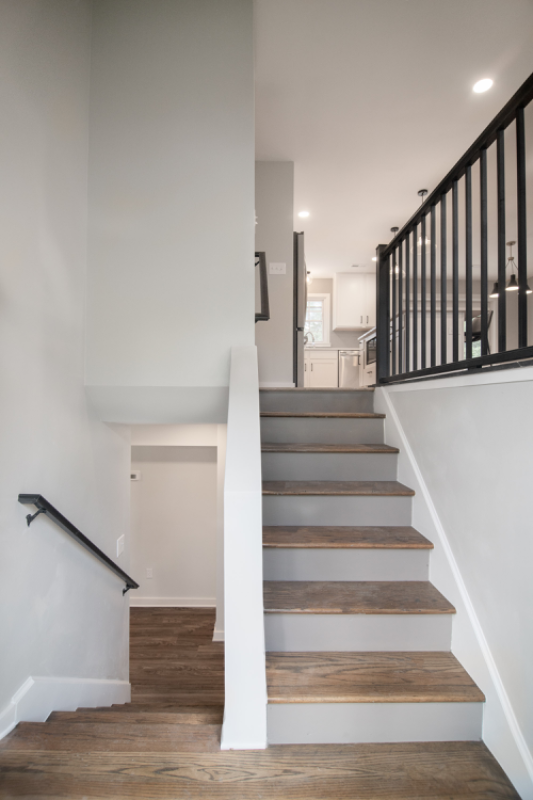 625 6th Ave S - Photo 5 of 16