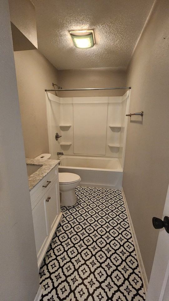216 25th Ave Sw - Photo 6 of 9