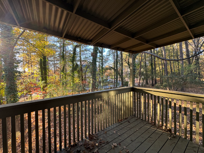 305 Dunbar Dr - Photo 2 of 8