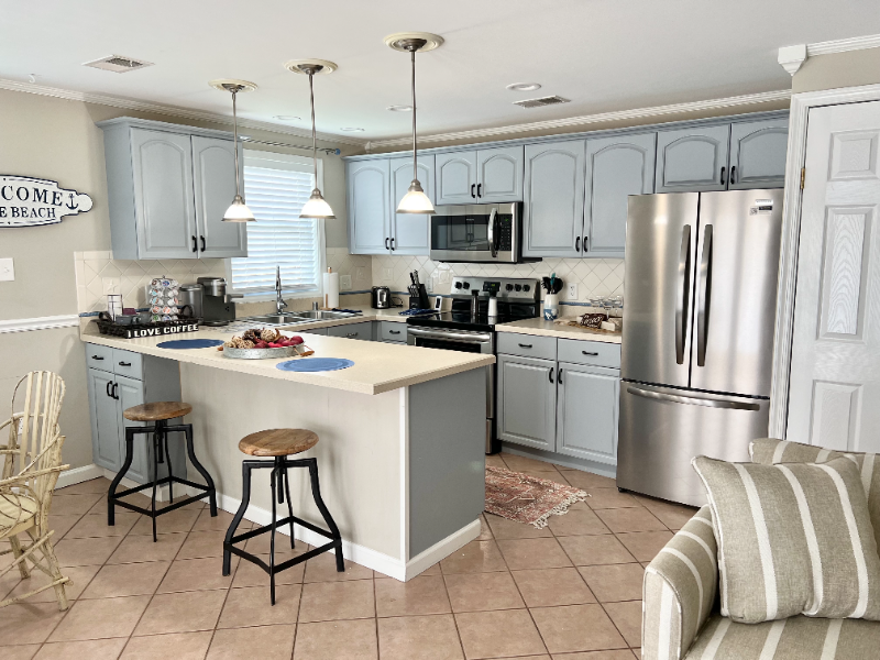 426 Lark Ln #1W - Photo 4 of 16