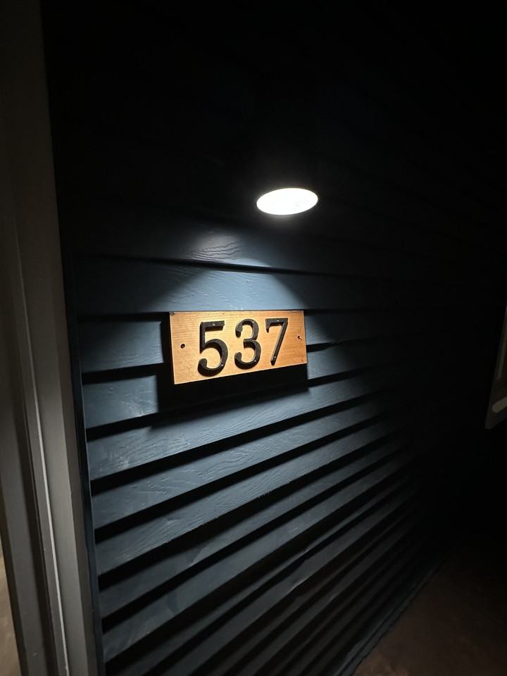 537 E Barbee Ave - Photo 6 of 9