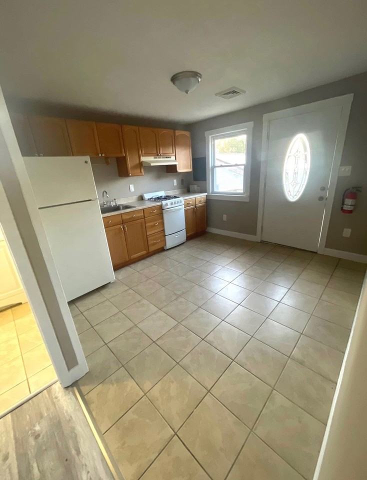520 New Jersey Ave #520B - Photo 4 of 8
