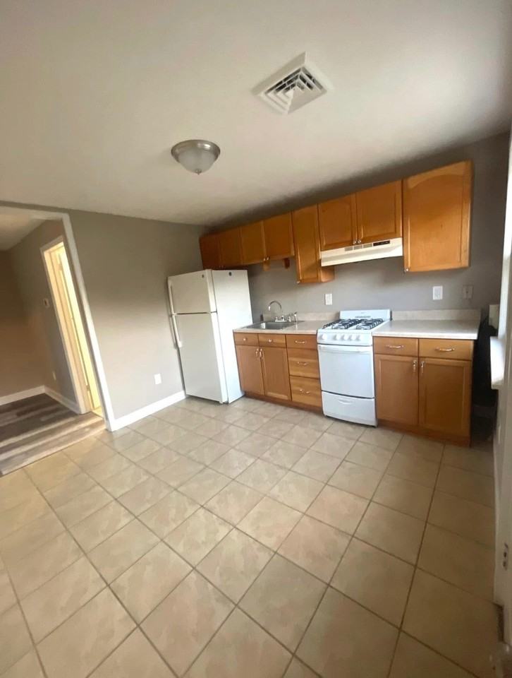 520 New Jersey Ave #520B - Photo 5 of 8