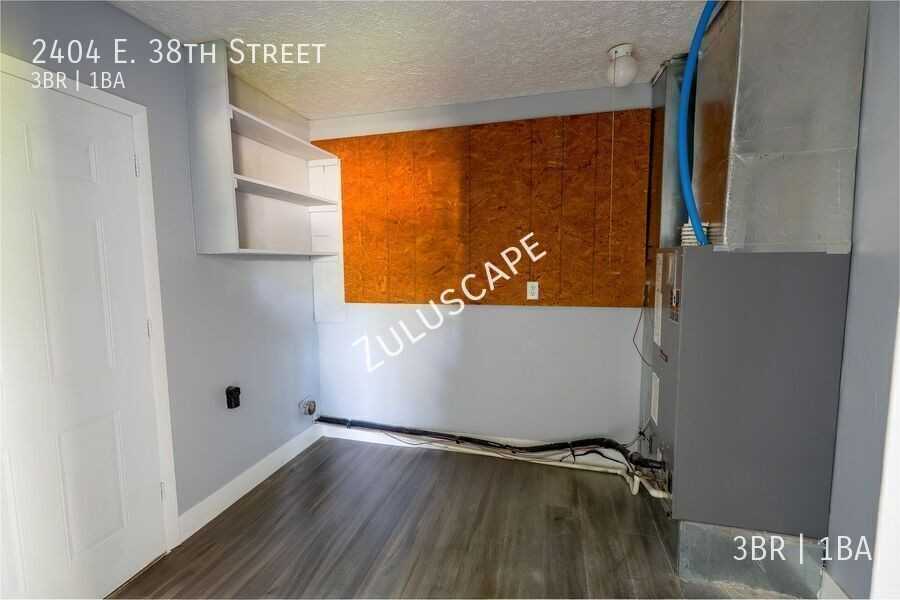 2404 E 38th St - Photo 5 of 22