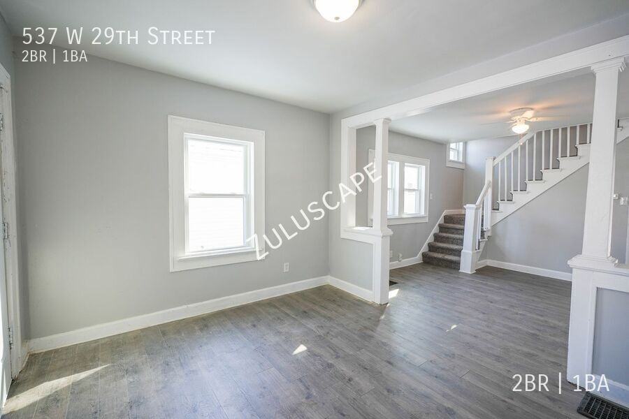 537 W 29th St - Photo 4 of 19