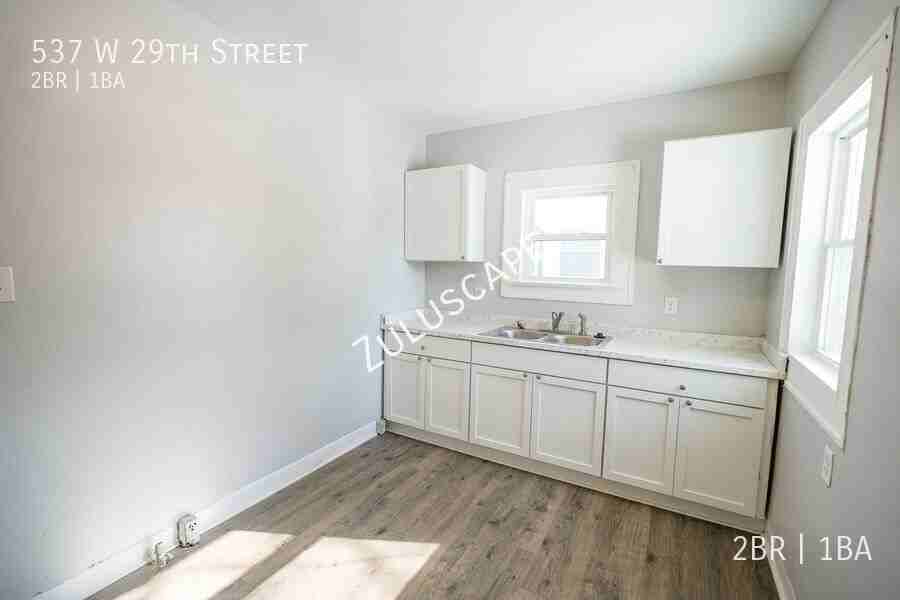 537 W 29th St - Photo 6 of 19