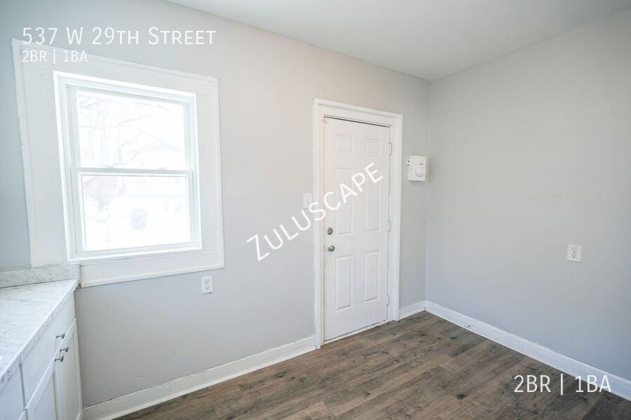 537 W 29th St - Photo 7 of 19