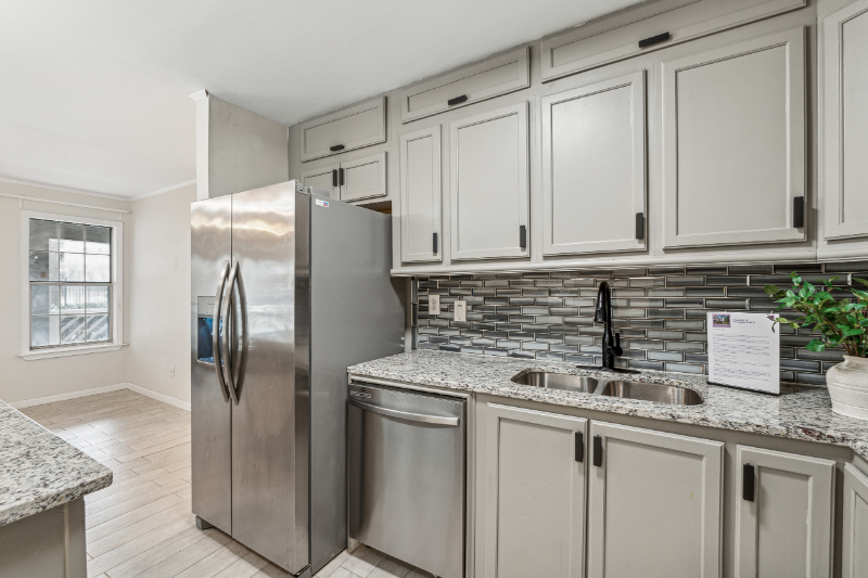 434 Mcgill Pl Ne - Photo 3 of 20