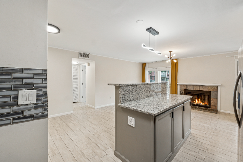 434 Mcgill Pl Ne - Photo 5 of 20