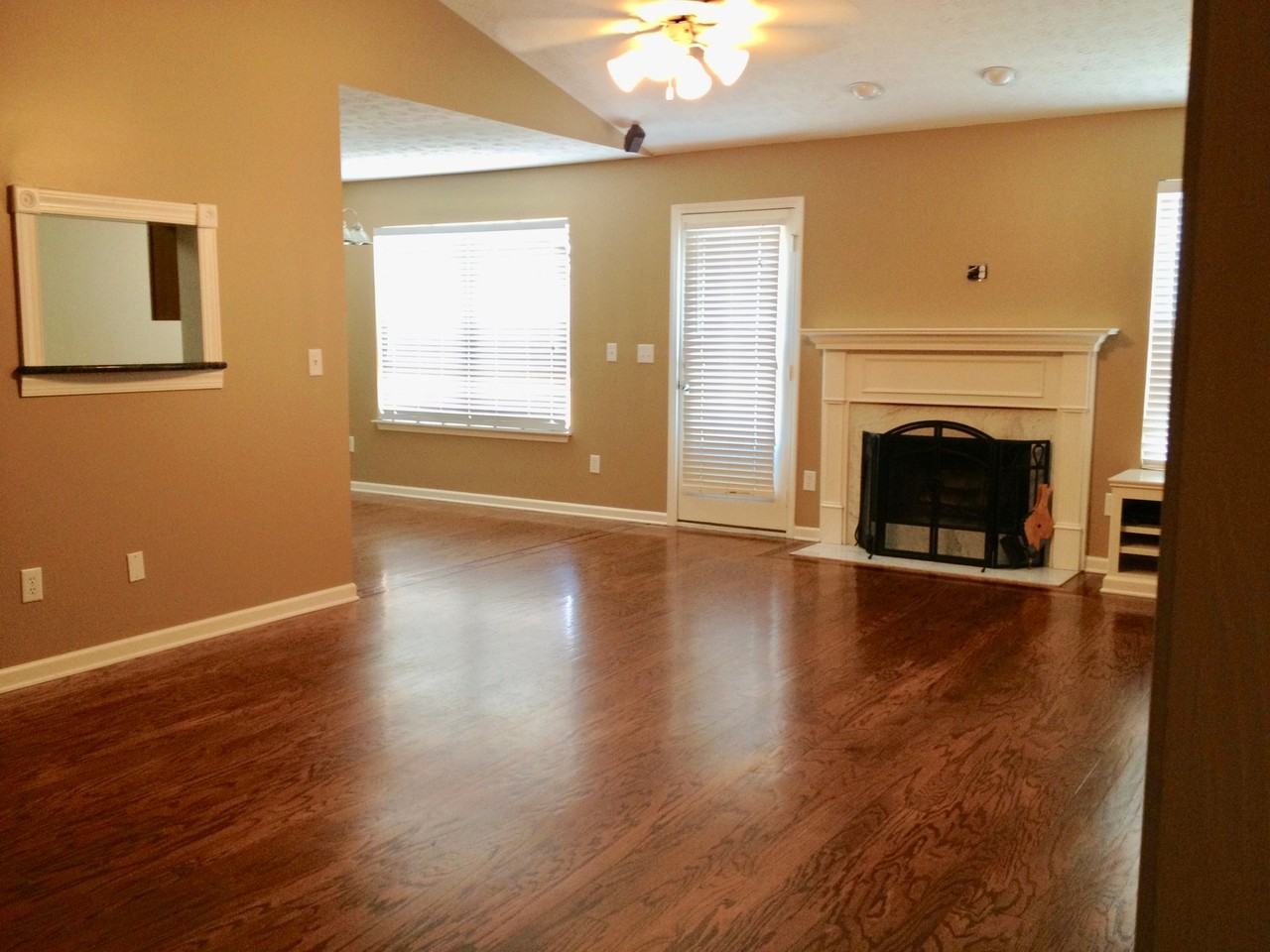2119 Long Meadow Dr - Photo 2 of 9